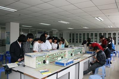 江西省于都科技學校2020年招生簡章