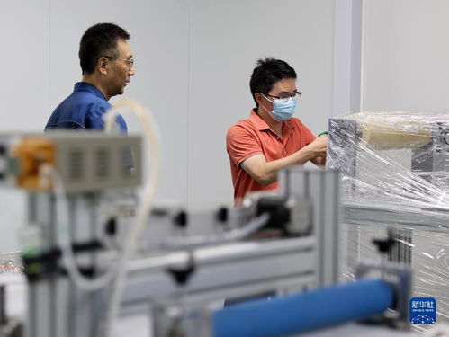 河北涿州受災企業(yè)復工復產(chǎn)見聞 電子技術助力經(jīng)濟重煥生機